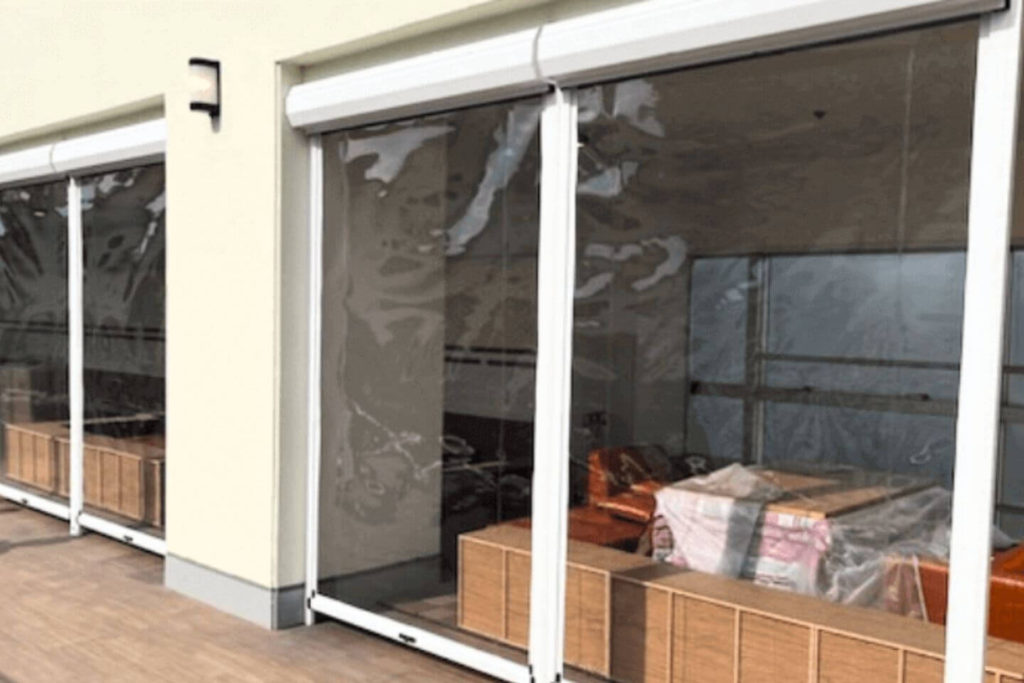 屋外ロールスクリーンカーテン