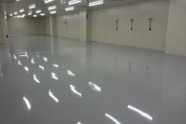 フィルム工場の塗床